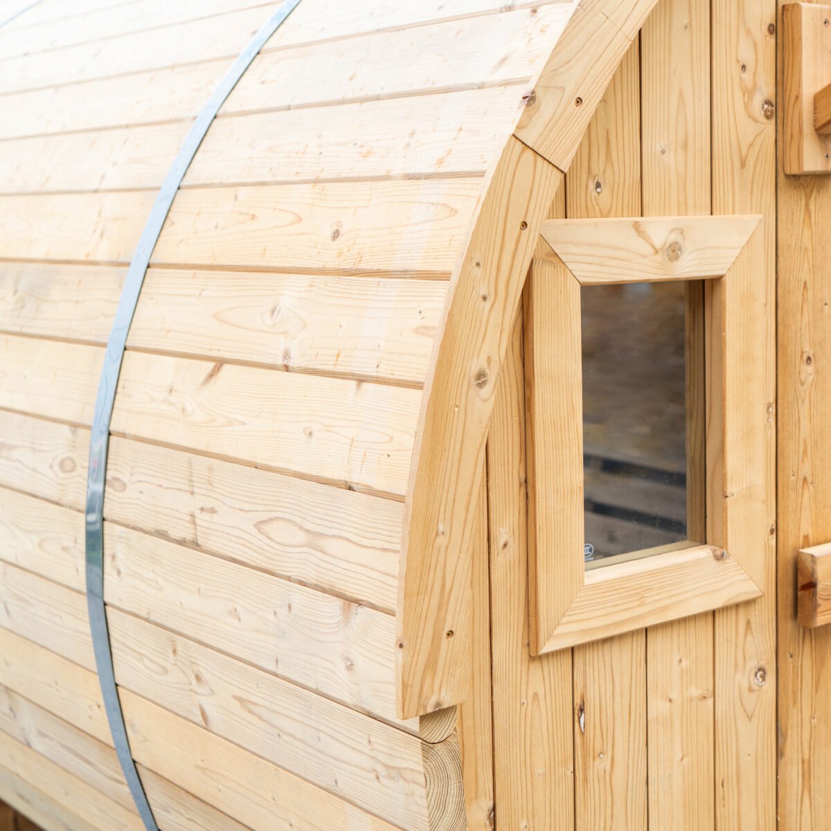 Cedarwood panels on Redwood Outdoors sauna