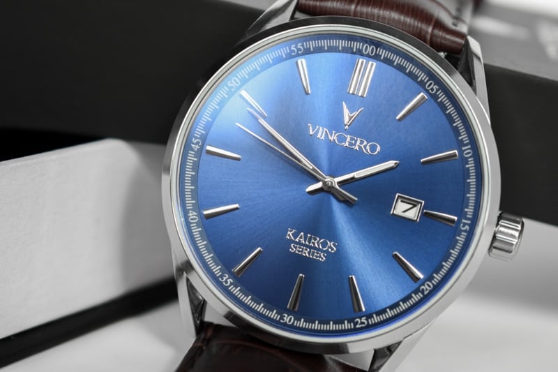 Vincero Kairos blue dial close up angle