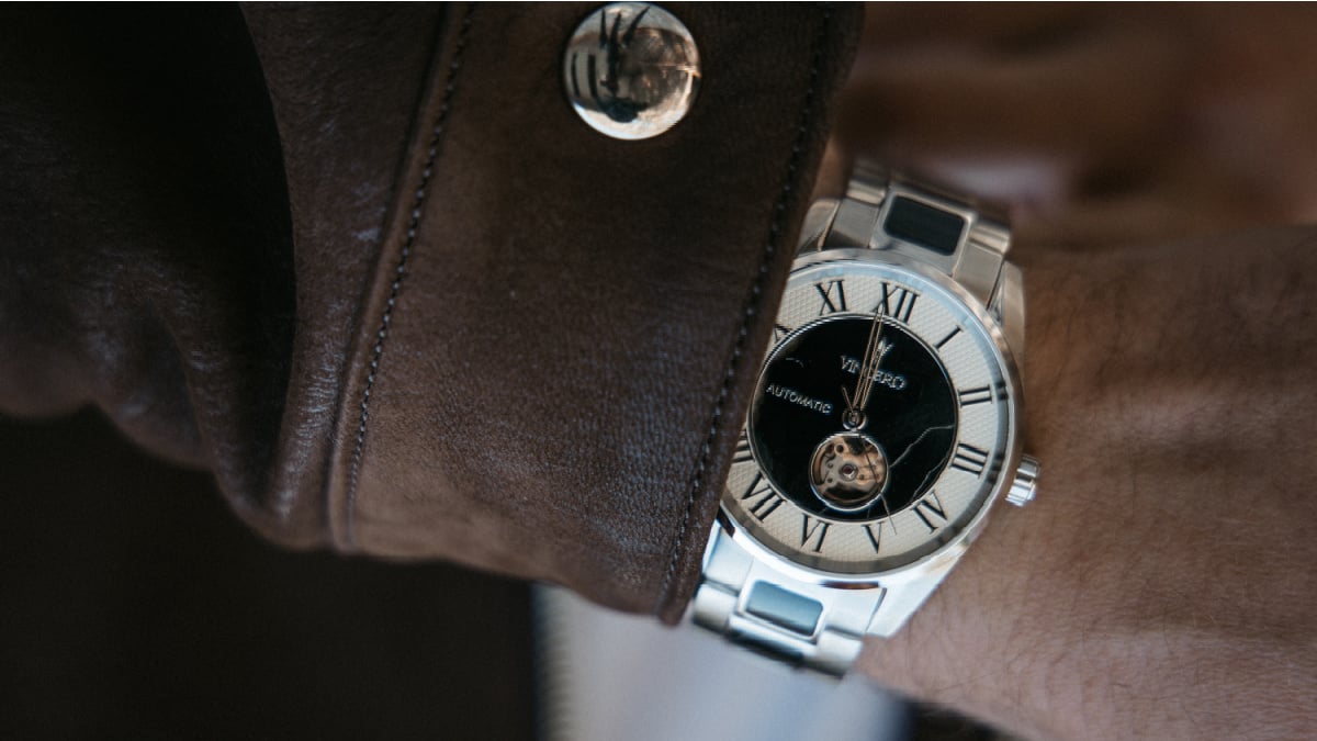 Vincero Marble Automatic Review Watch on Models Hand